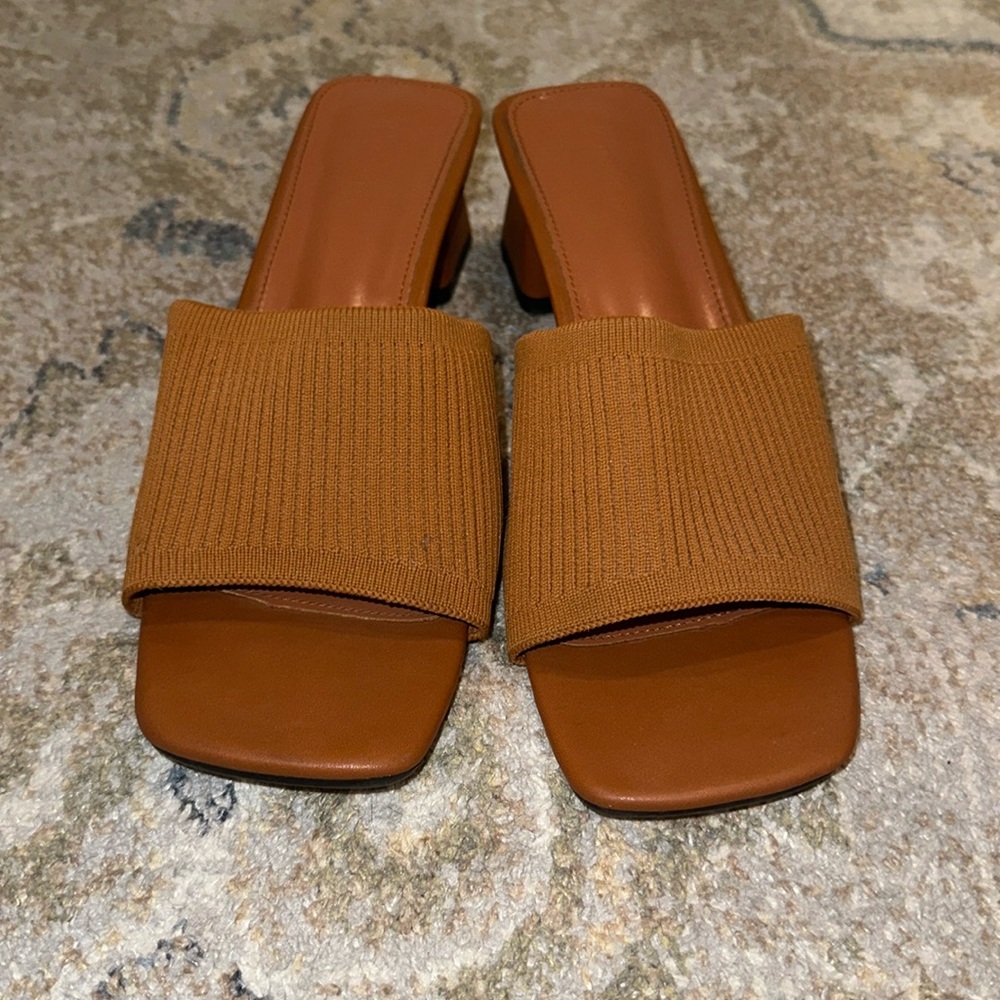 Tan Heels